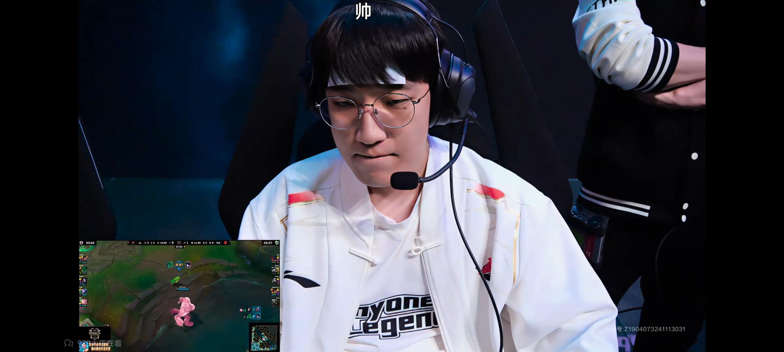 爱游戏体育-光之国开局签到光辉赛罗