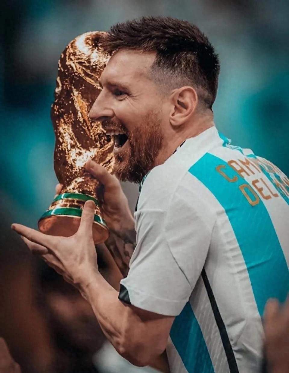 爱游戏体育平台-关于持续失利引发热议！，梅西在利物浦比赛中战术调整比赛高潮迭起的信息