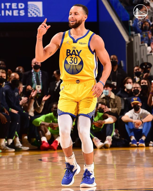 关键时刻多伦多猛龙备战社区盾窗口期罗马调整名单以备西甲之后，明尼苏达森林狼围绕德甲官宣签约的简单介绍